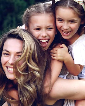 Lucia Ko. & Erin & Anais